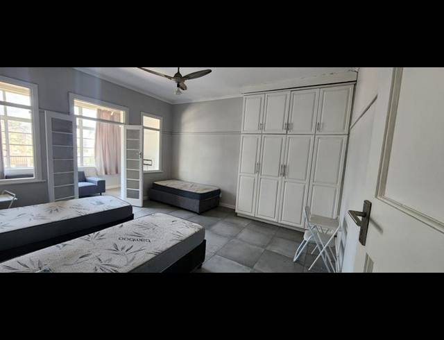 2 BEDROOM APARTMENT FOR SALE IN GLENWOOD